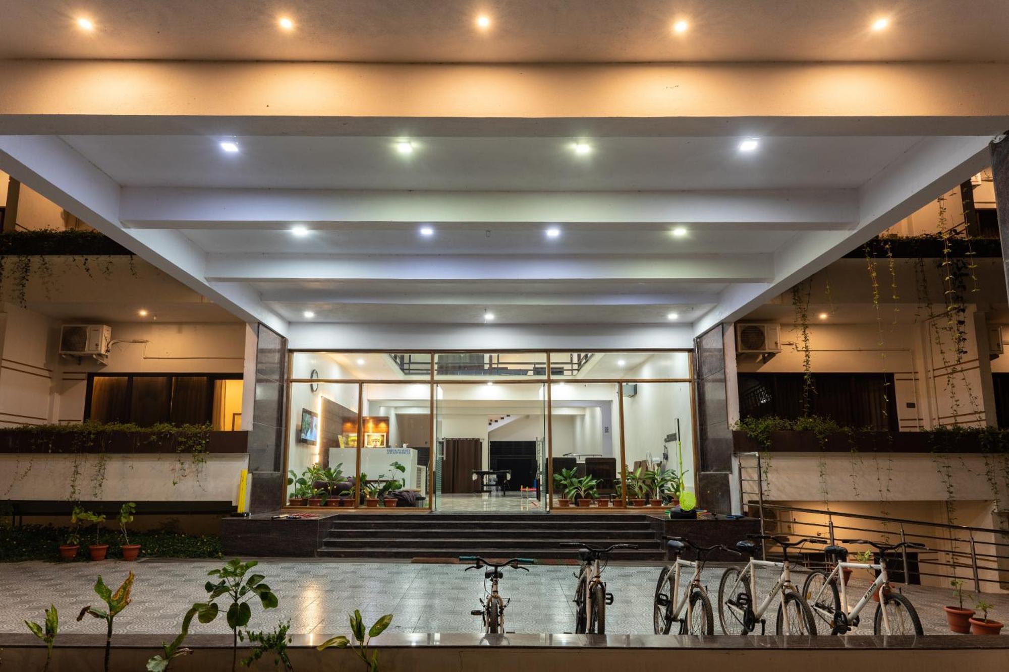 Mastiff Select Terrain Dandeli Exterior foto