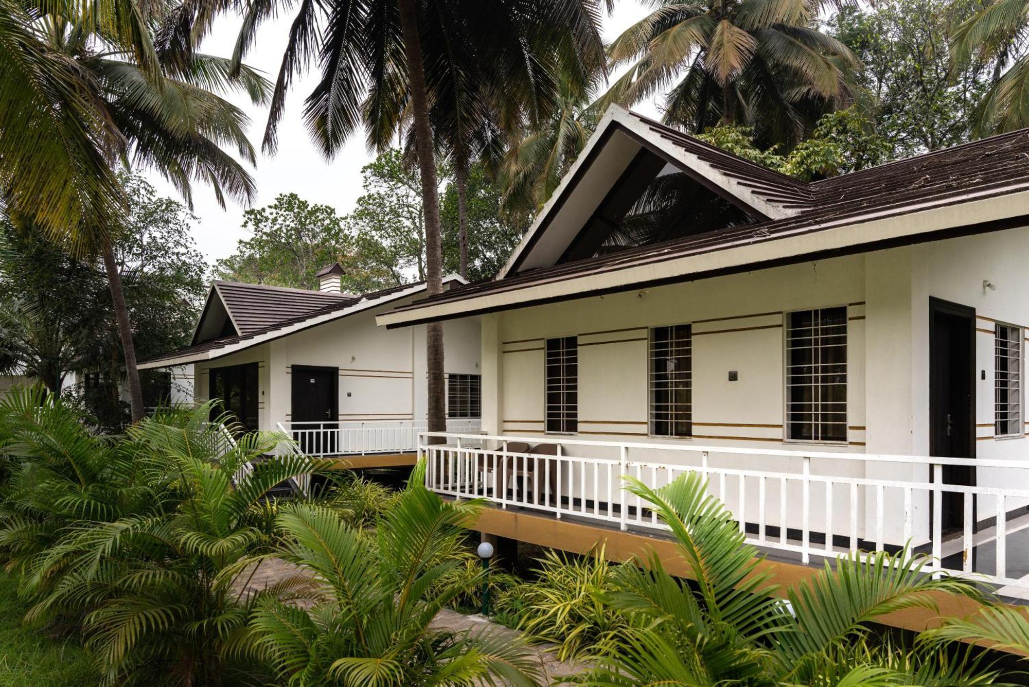 Mastiff Select Terrain Dandeli Exterior foto